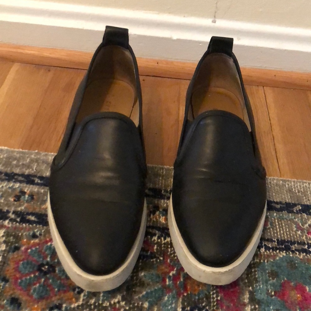 Everlane Street Flats